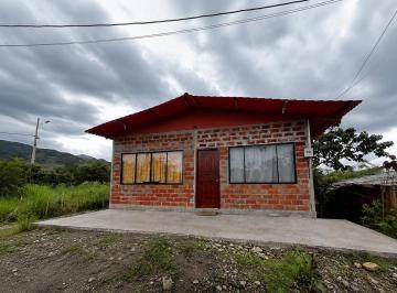 Casa · 250m² · 2 Habitaciones · 1 Estacionamiento · Casa en El Chaco