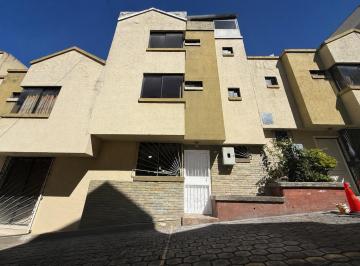 Casa · 137m² · 4 Habitaciones · Casa en Norte de Quito