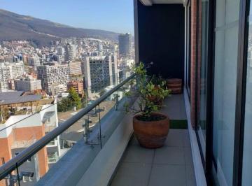 Departamento de 3 habitaciones, Quito · Departamento de 212 m² con 3 Dorm. en Alquiler en Sector González Suárez
