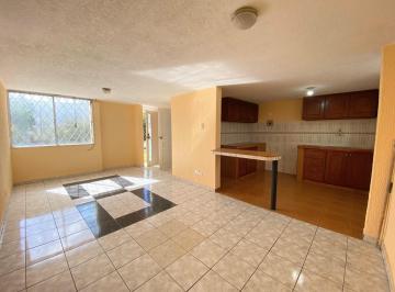 Casa · 78m² · 3 Habitaciones · 1 Estacionamiento · Casa en Venta / Mitad del Mundo / Sol 2