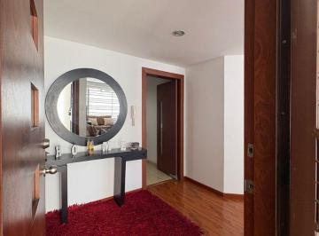 Departamento de 4 habitaciones, Quito · Vendo Lindo Dpto en Ponceano 3 Dorm.