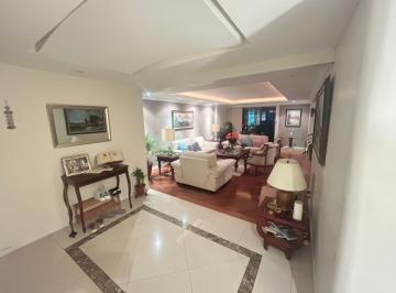 Departamento de 3 habitaciones, Quito · Venta Whimper Departamento Elegante Tres Dorm. Vista