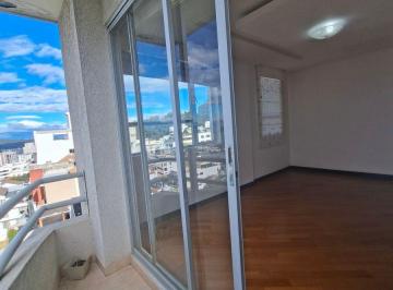Departamento de 3 habitaciones, Quito · Dpto 127 m² El Bosque | Vista Al Oriente | Chanul | 2 Parqueaderos | Financiamiento