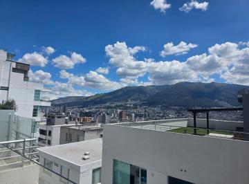 Departamento de 3 habitaciones, Quito · Hermoso y Amplio Departamento en Jardines del Batan