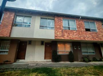 Casa de 3 habitaciones, Quito · Casa Amoblada de Renta Sector La Moya