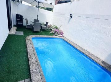 Casa de 3 habitaciones, Daule · Se Vende Casa con Piscina en Urbanización Napoli