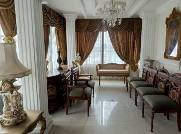 Casa de 4 habitaciones, Guayaquil · Venta Casa Rentera Esquinera en Sucre y Av Briones
