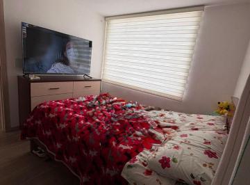 Casa de 3 habitaciones, Quito · Venta Casa Esquinera Tres Dormitrios Dos Parqueaderos La Salle Conocoto
