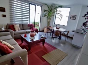 Departamento de 3 habitaciones, Quito · Hermoso Departamento en Pb con Jardín Privado Ideal Para Mascotas o Tercera Edad