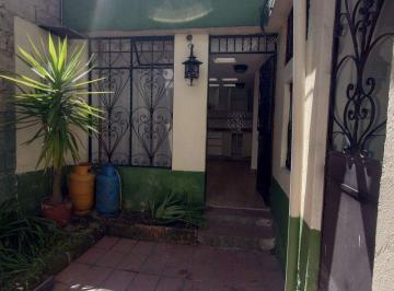 Suite de 1 habitación, Quito · Estudiante, Persona Sola. Mini Departamento Interno en Casa Rentera