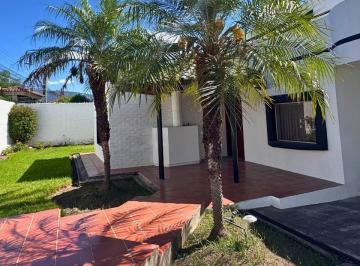 Casa de 4 habitaciones, Quito · Casa de Venta en La Primavera, Cumbaya