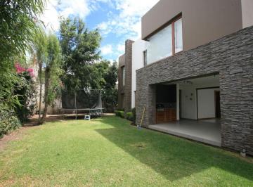 Casa de 4 habitaciones, Quito · Casa en Arriendo – Sector El Reservorio, Cumbayá