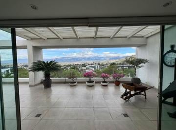 Departamento · 280m² · 3 Habitaciones · 3 Estacionamientos · Venta PH de Lujo Linda Vista Cumbaya Sector Auqui Chico