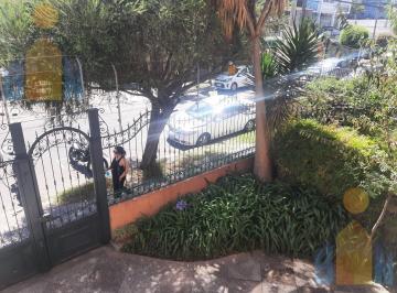 Casa · 432m² · 3 Habitaciones · 2 Estacionamientos · Casa en Venta en La Av Mariana de Jesús