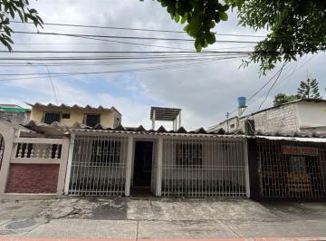 Casa de 1 habitación, Guayaquil · Casa de 81 m² con 1 Habitación en Venta en Los Sauces Jhoa