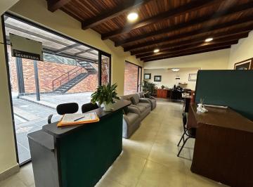 Local comercial · 48m² · 8 Habitaciones · 2 Estacionamientos · Los Chillos, San Rafael, Hermoso Local en Renta, 48 m²