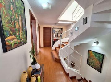 Casa · 144ha · 4 Habitaciones · 2 Estacionamientos · Casa de 135 m², 4 Habitaciones, Dos Parqueaderos y Terraza, en Venta en Llano Grande