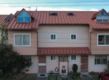 Casa de 3 habitaciones, Quito · Casa de Venta en El Calderón