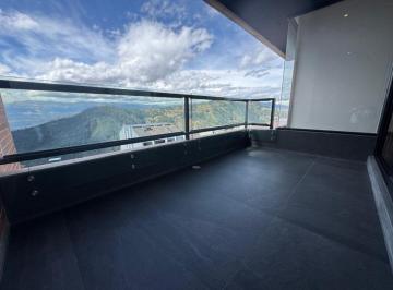 Departamento de 4 habitaciones, Quito · Exclusivo Departamento de 240 m² con Línea Blanca y Vista Panorámica