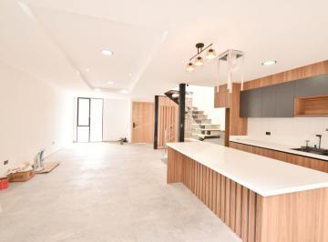Casa de 3 habitaciones, Cuenca · Monay Baguanchi, Venta de Casa Aplica a Crédito Vip