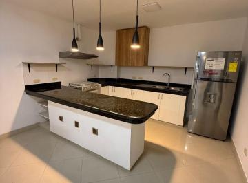 Suite de 1 habitación, Guayaquil · Alquilo Suite en Ceibos Planta Baja