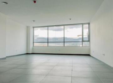 Oficina comercial , Quito · Venta - Oficina con Rentada - Cumbaya
