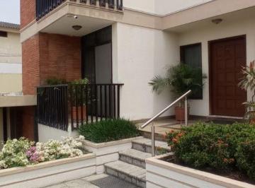 Casa de 5 habitaciones, Guayaquil · Casa Grande en Venta Lomas de Urdesa Zona Cerrada