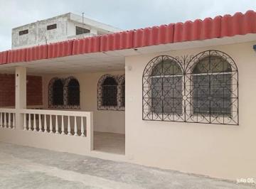 Casa de 4 habitaciones, Salinas · Vendo Propiedad Rentera en La Milina Salinas