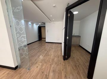 Oficina comercial , Quito · Oportunidad Oficina en Alquiler en Av Portugal
