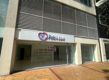 Local comercial , Guayaquil · Alquiler Local Comercial, Edificio Spazio - Puerto Santa Ana