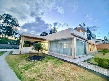 Casa de 4 habitaciones, Quito · Se Vende Casa, Valle de Los Chillos