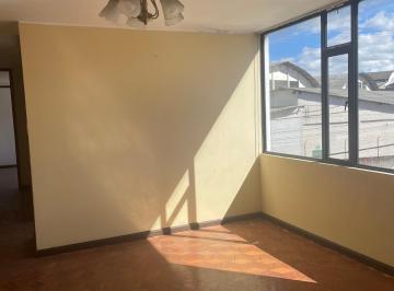 Departamento de 4 habitaciones, Quito · Departamento