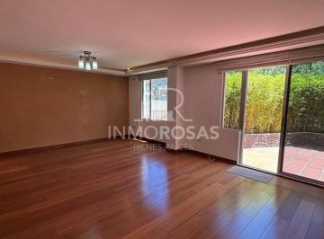 Departamento de 3 habitaciones, Quito · En Miravalle 4, Arriendo Exclusivo Departamento 3 Dormit y 2 Parq. No Mascotas