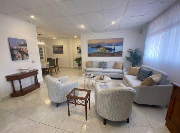 Departamento de 2 habitaciones, Guayaquil · Departamento Amoblado de Estreno en Los Ceibos | 2 Dorm., Gran Terraza Privada E Independiente