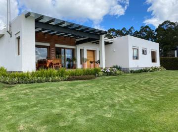 Casa de 3 habitaciones, Quito · Casa en Arriendo