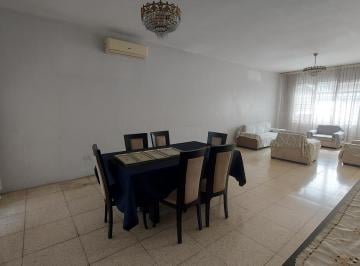 Comedor sala planta baja · Venta Villa Amplia Ciudadela Naval Norte