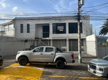 Local comercial , Quito · Local de 200 m² en Alquiler en Capelo con 3 Estacionamientos