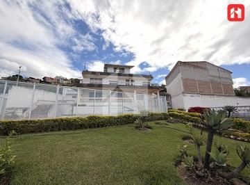 Quinta vacacional de 3 habitaciones, Santa Isabel · Vendo Espectacular Quinta en Santa Isabel (Qh4091)