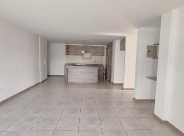 Departamento · 110m² · 2 Habitaciones · 1 Estacionamiento · Departamento en Renta | 2 Dorm. con Balcones - Sector Tumbaco - Quito