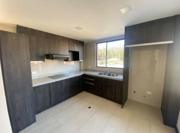 Departamento · 137m² · 3 Habitaciones · 2 Estacionamientos · Departamento en Tumbaco