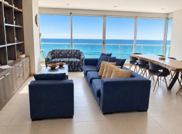 Departamento de 4 habitaciones, Punta Blanca · Departamento de 178 m² con 4 Dorm. en Venta en Punta Blanca Frente Al Mar