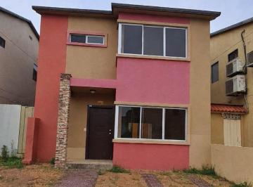Casa de 3 habitaciones, Daule · Casa en Alquiler Villa Club