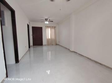 Casa de 4 habitaciones, Daule · Casa en La Joya Etapa Rubí con 4 Dorm. en Alquiler en Av León Febres Cordero