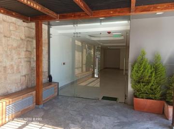 Local comercial , Quito · Local Súper Bien Ubicado 74 m² Alquiler La Carolina Frente Cruz del Papa $1200 + Iva + Alicuota $84
