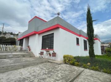 Casa de 4 habitaciones, Quito · Casa de Venta con Proyeccion a Dos Pisos Mas