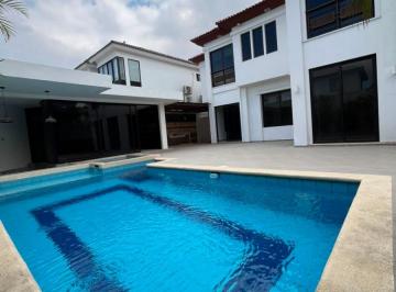 Casa de 4 habitaciones, Guayaquil · Casa de Alquiler Samborondon Laguna del Sol