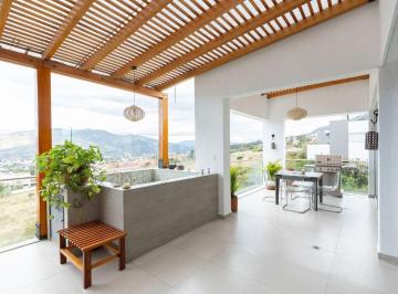 Departamento de 3 habitaciones, Quito · Departamento de 328 m² con 3 Habitaciones en Venta o Renta en Cumbayá Sharon Reed
