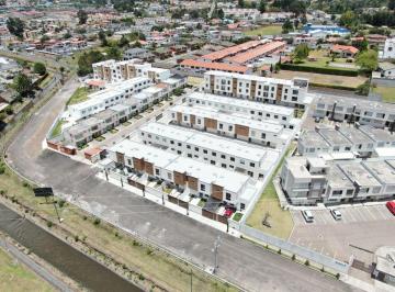 Casa de 2 habitaciones, Quito · Venta Casa Tres Dorm. La Armenia Valle de Los Chillos