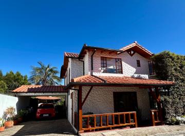Casa de 4 habitaciones, Quito · Casa Amoblada de Alquiler en Cumbayá