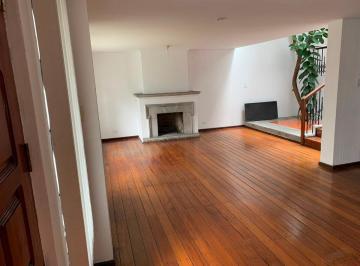Casa de 3 habitaciones, Quito · Vendo Casa, Sector Gonzalez Suarez/ Coruña